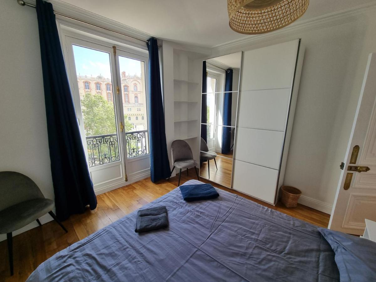 Face Chateau St Germain En Laye, Appartement 4 A 6 Personnes, 23 Min De Paris Champs-Elysees Saint-Germain-en-Laye Exterior foto